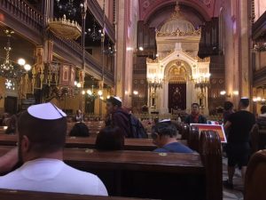 Prachtig interieur van de Grote Synagoge Boedapest