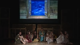 MusicalNoachaArk De geschiedenis van Noach inspireerde de Messianic Jewish Alliance of Israel tot het schrijven en opvoeren van de musical Noach's Ark. Hij is bedoeld om kinderen en volwassenen te versterken en uit te dagen in hun geloof in God en de Heer Yeshua (Jezus). En ook, als een getuigenis van Gods rechtvaardige oordeel over hen die Hem verwerpen, en Zijn Goedheid en Barmhartigheid over allen die Hem vrezen en gehoorzamen!