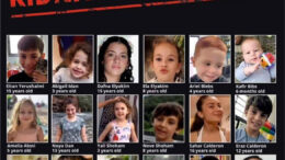 Kidnapped Israelis Als een gebed voor de door Hamas als gijzelaars ontvoerde mensen zingt de Israel Opera een aangepaste versie van het lied 'Bring Him Home' uit de musical Les Miserables, met op de achtergrond posters van de vermiste personen.