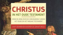 532x840 e1722247949368 Wordt Christus genoemd in de Tenach (Oude Testament)? Volgens Christocentristen, zoals de in 2023 overleden NGK ds. Henk de Jong, zeker. In de memoriambundel ‘Christus in het Oude Testament’ zijn de belangrijkste preken en artikelen van deze dominee verzameld. Dit wordt voorafgegaan door zes theologen die hun beschouwing op zijn visie geven. Wat komt erin naar voren?