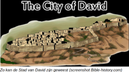 TheCityOfDavid We bezoeken na een paar maanden weer de Stad van David. Daar is in de oostelijke helling een bouw­werk ontdekt, bestaande uit acht in de rotsen uitge­hou­wen kamers met een opper­vlakte van ongeveer 220 vierkante meter.
